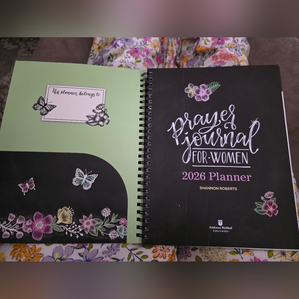 Prayer Journal For Women 2026 Planner - Picture 3 of 16